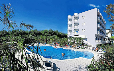 Hotel Helios **** s polpenziou - Lido di Jesolo