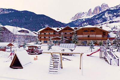 Hotel Sella Ronda a dependencia Serenella*** s polopenziou -  Campitello di Fassa