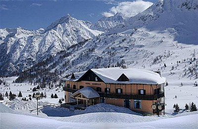 Hotel Adamello*** s polopenzí - Passo Tonale