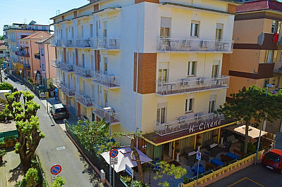 Hotel Cirene*** s plnou penziou - Rimini