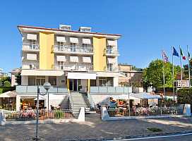 Hotel St. Moritz ***+ s plnou penzí - Bellaria Igea Marina