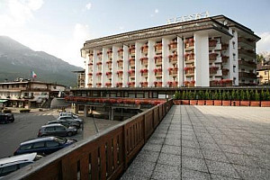 Hotel Alaska**** s raňajkami - Cortina d'Ampezzo