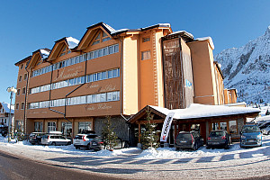 Grand Hotel Miramonti ****  s polpenziou - Passo Tonale