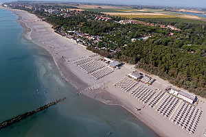 Adriano Family Camping Village**** - Punta Marina Terme