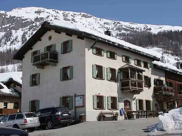 Hotel Garni Costa Verde se snídaní - Livigno